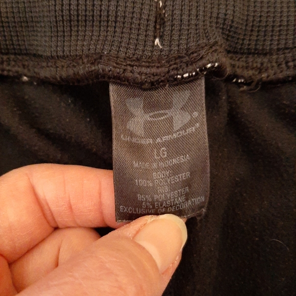 Under Armour Loose Fit Athletic Pants size Large - Picture 13 of 14